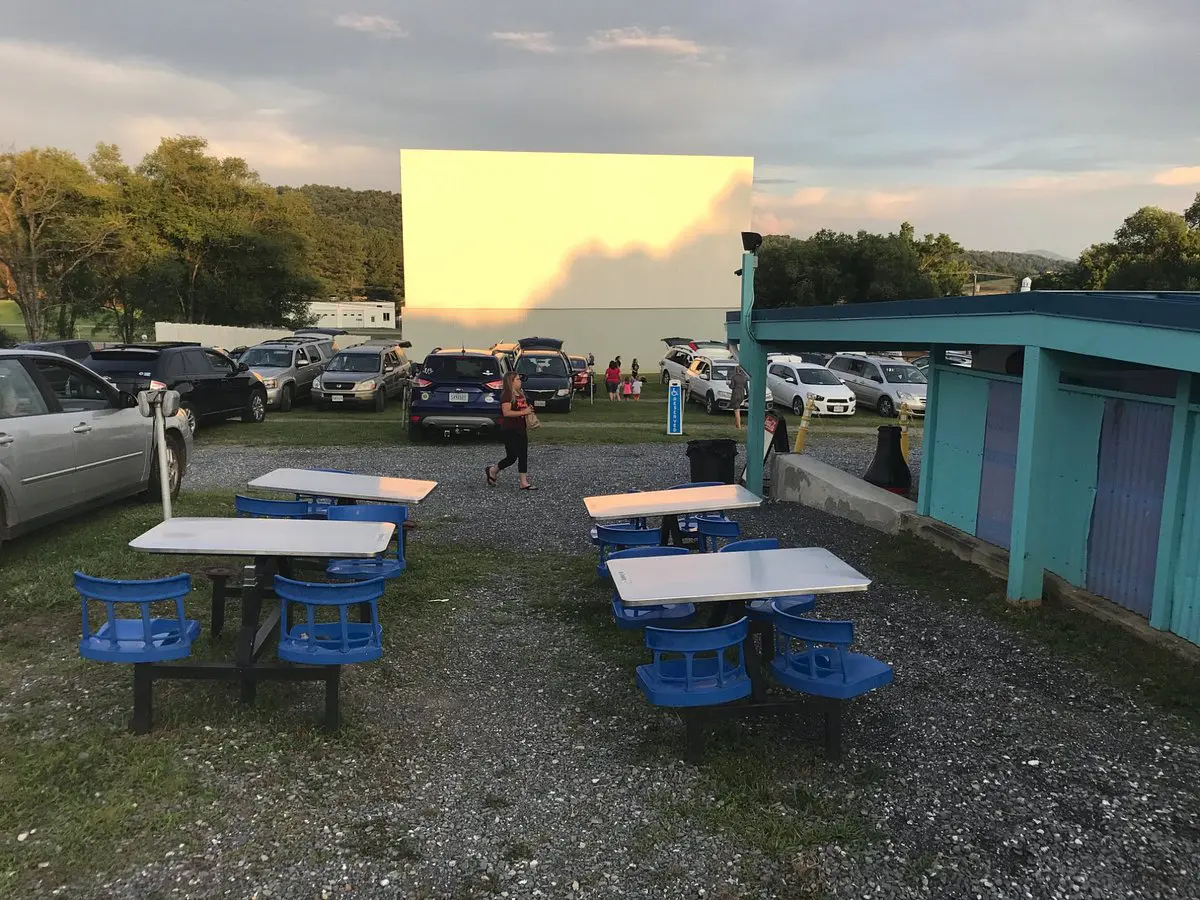 hull s drive in concessions