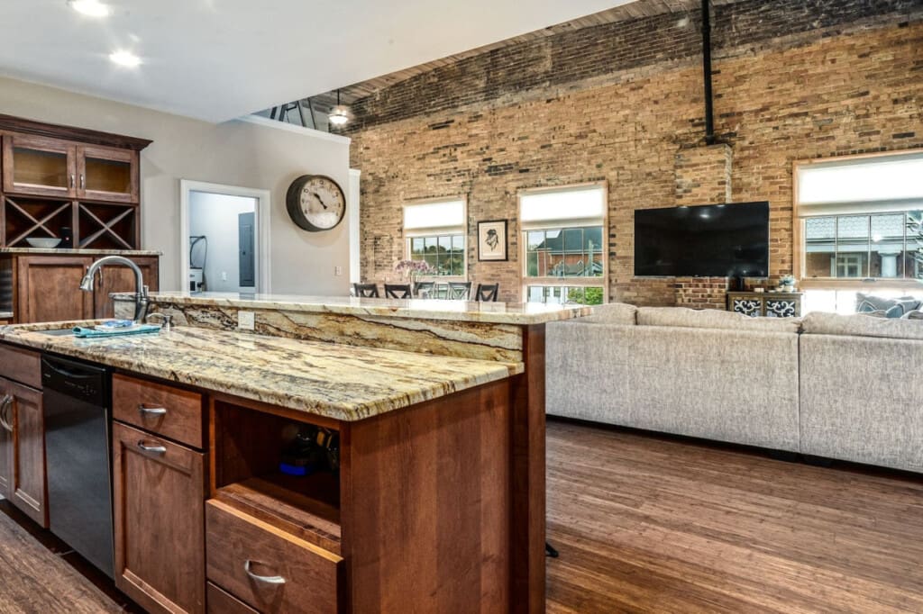 98800 275980 vcgcyeWI2CfDmHIj2CATf0oyL692z2JV3vKPSMEI6Ck 66552bf2323c9.jpg