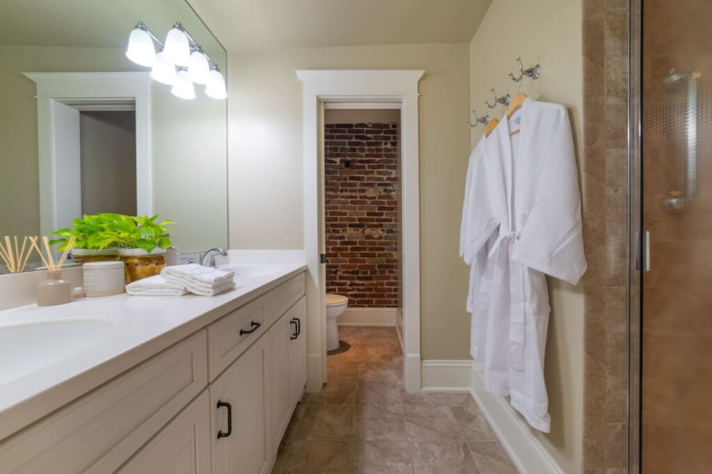 98800 277358 egCSxN9BfhYxtlbS4 XsOCragLBrFWa62LshOh84M8o 665a05aa33ed1.jpg