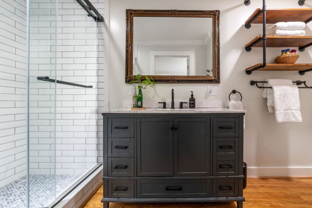 98800 284696 gjSQiIMQCKm8sYpTyczSfgmyhxUbaVuhnwGEwRIR xc 66bba809ec384.jpg